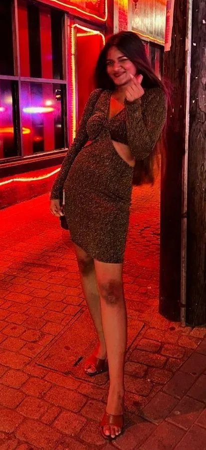 Forever 21 glitter party cut out dress - Image 11