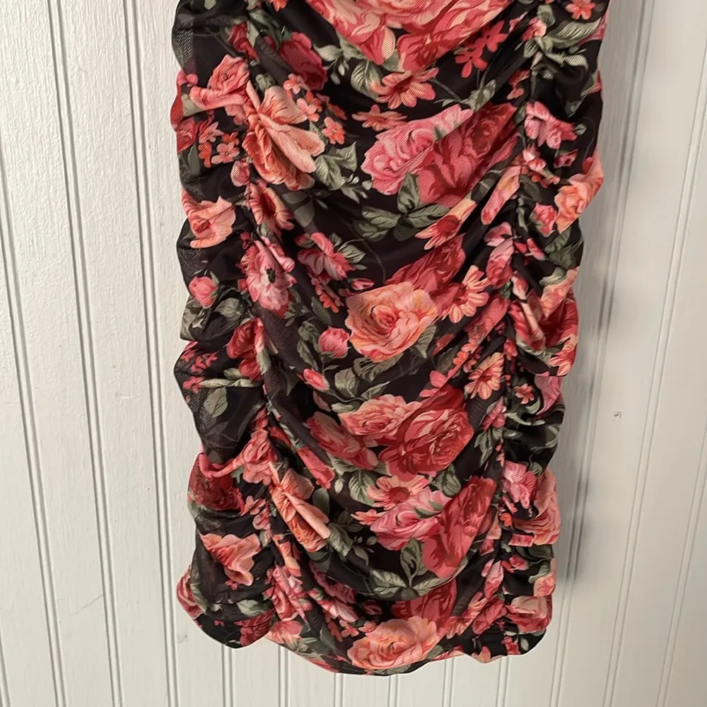 SHEIN Black & Pink Floral Short Sleeve Ruching Body-con Dress | Medium - Image 4