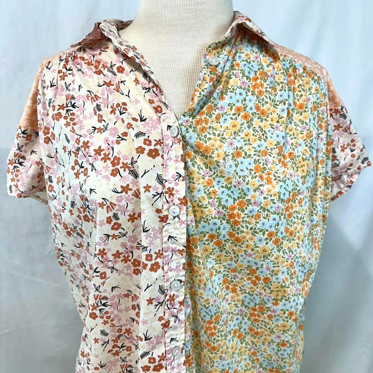 AMERICAN EAGLE Pastel Floral Patchwork Oversized Button Up Womens XS Boxy Summer - Image 3