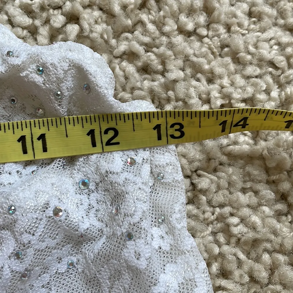 VS PINK beautiful white lace beaded bralette - Image 8