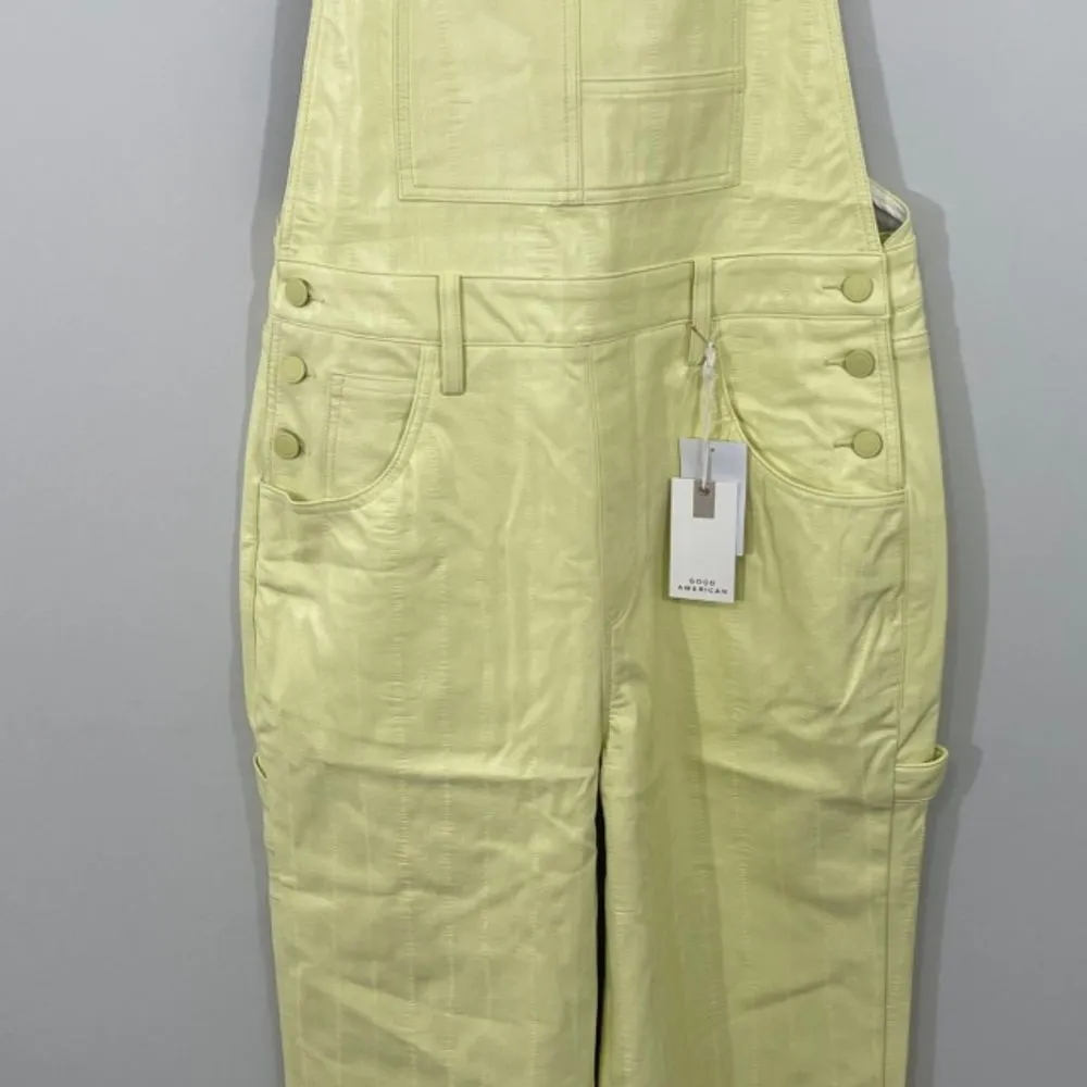 NWT Good American Better Than Leather Straight Leg Overalls in Key Lime Sz 10/30 - Image 8
