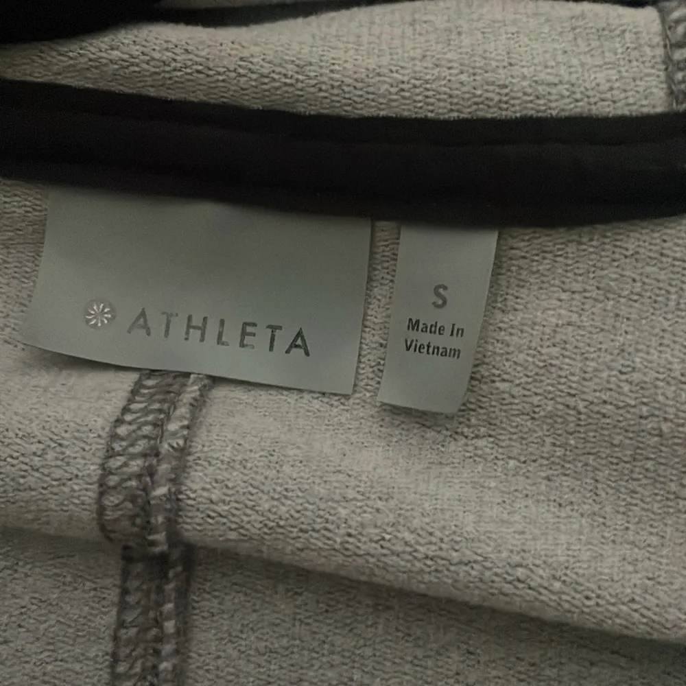 Athleta zip up hooded sweatshirt size S - Image 6
