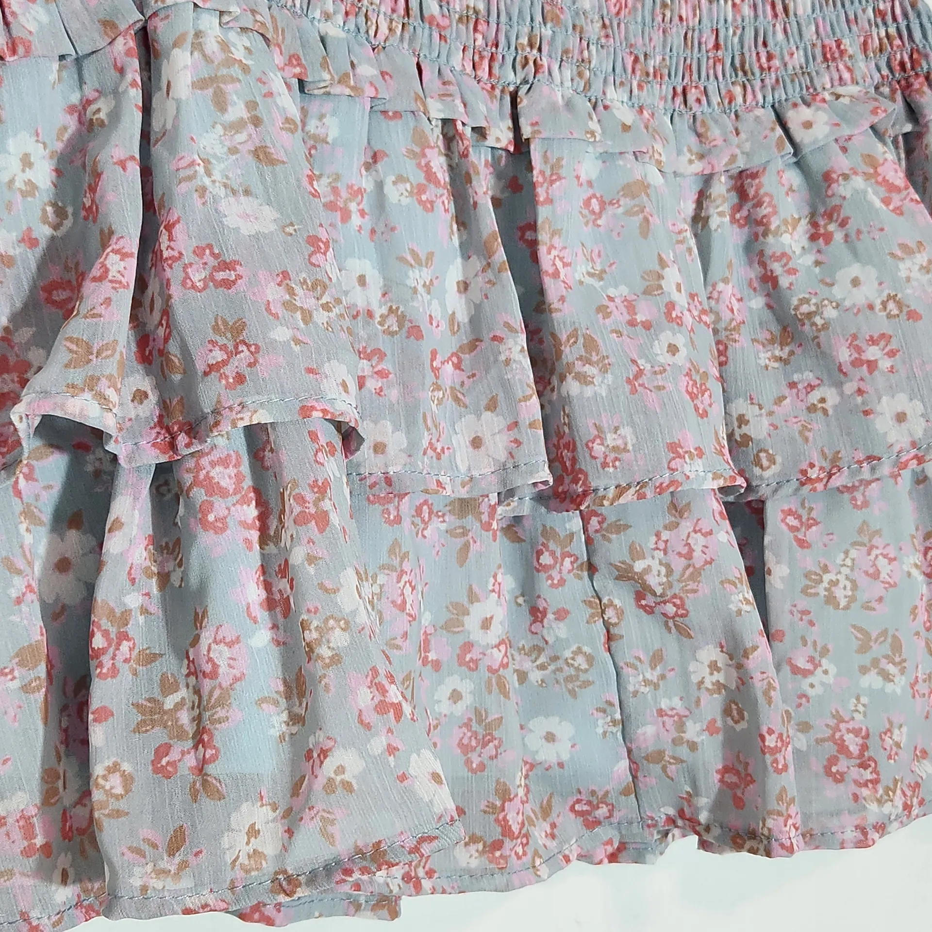 Altar'd State Blue Floral Smocked Mini Skirt NWT Size Large Ruffle Mini Skirt - Image 4