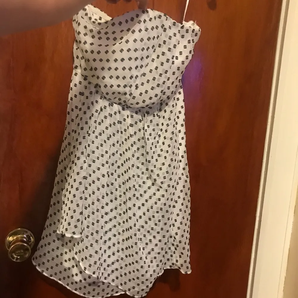 EXPRESS  strapless polka dot dress - Image 3