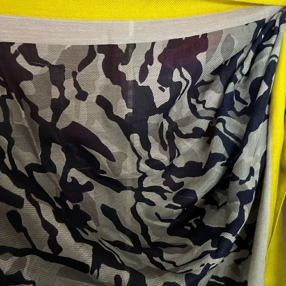 Grey and blue camouflage print lightweight rectangular scarf with yellow trim - Image 4