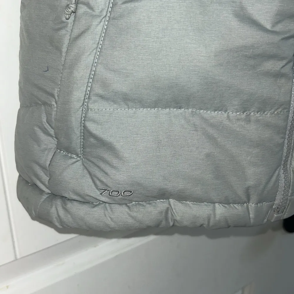 The North Face 700 Women’s Puffer Vest - Image 2