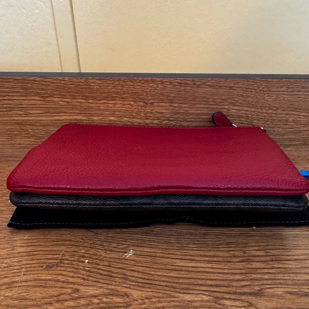 Coach Signature Wristlet in Brown and Red - Image 5