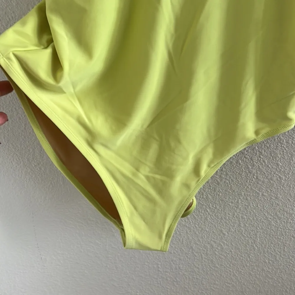 NWOT Old Navy One Piece Swim Suit Muted Neon Green Hint of Yellow Large - Image 4