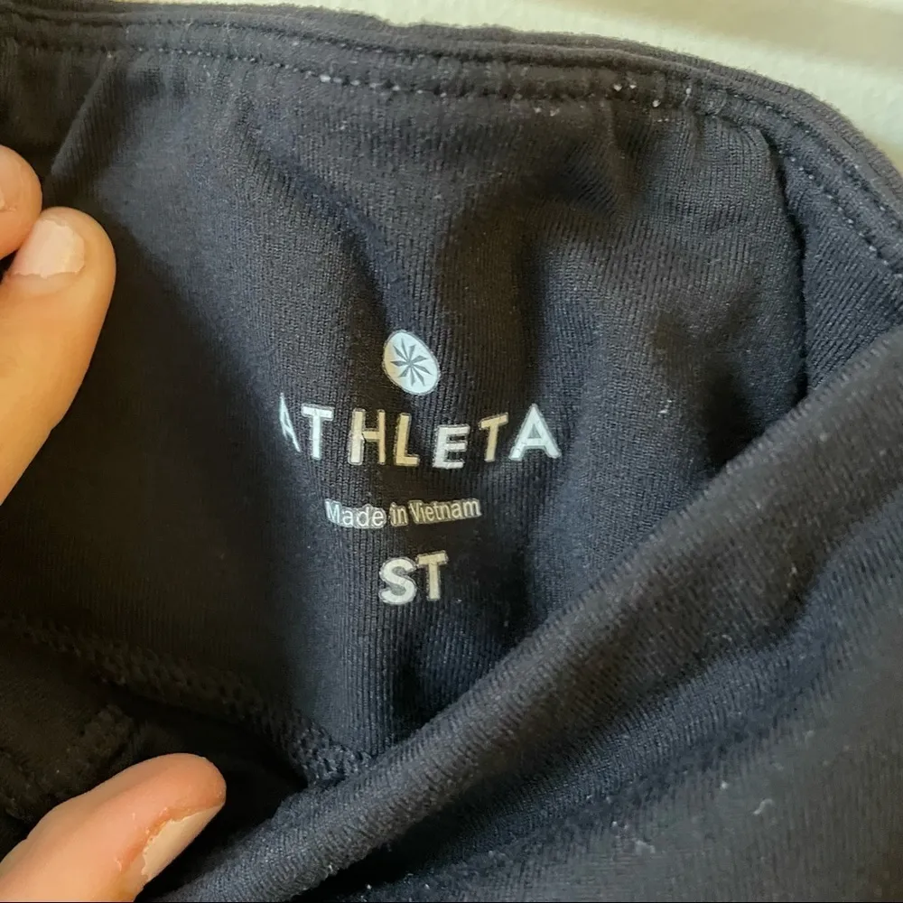 Athleta cropped black leggings cutout ankle detail athletic pants yoga comfort - Image 3