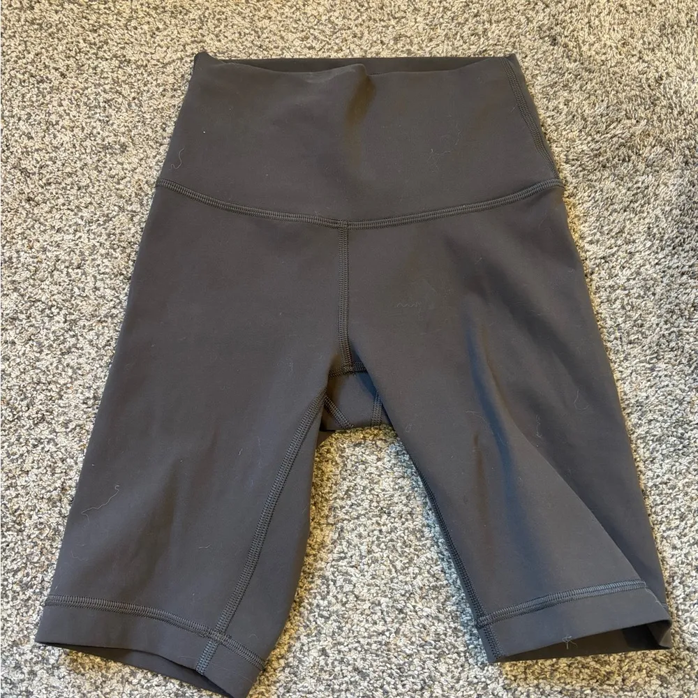 Lululemon  Wunder Train High Rise Short 8" - Image 2