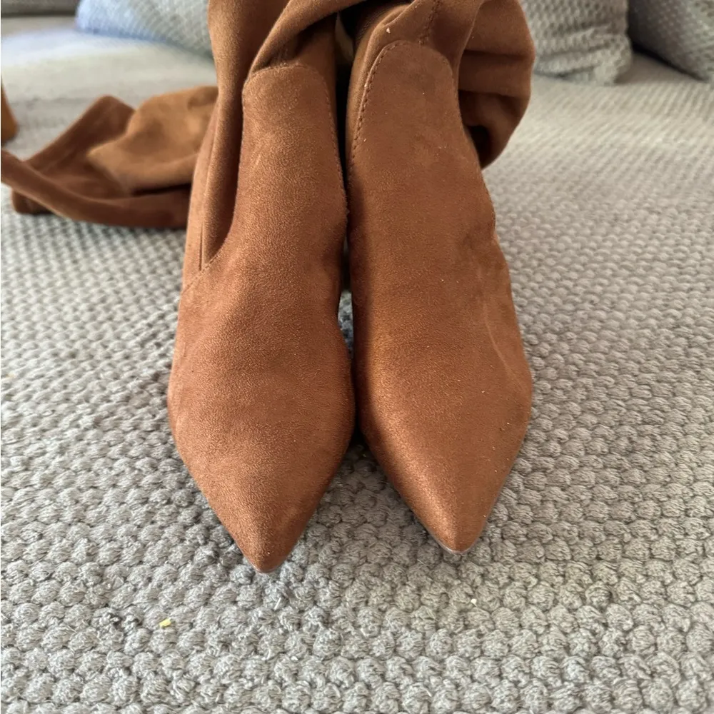 Long boot size 7 - Image 4