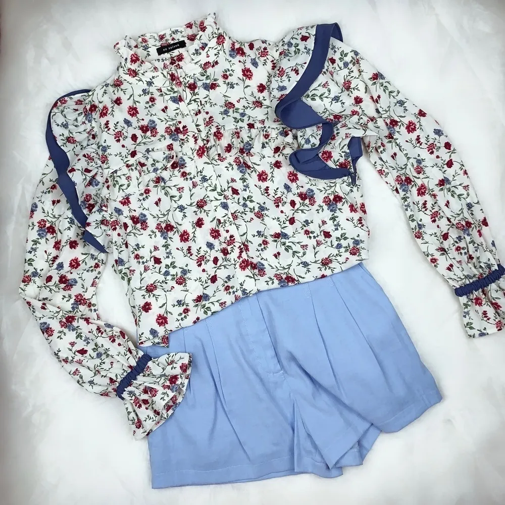 NWT En Saison Ruffle Floral Print Blouse Size Small Blue - Image 7