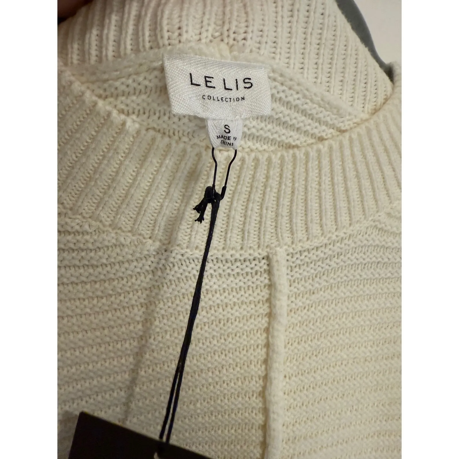 Le Lis Collection‎ Knit Pullover Sweater Ribbed Long Sleeve Cream Size S - Image 3