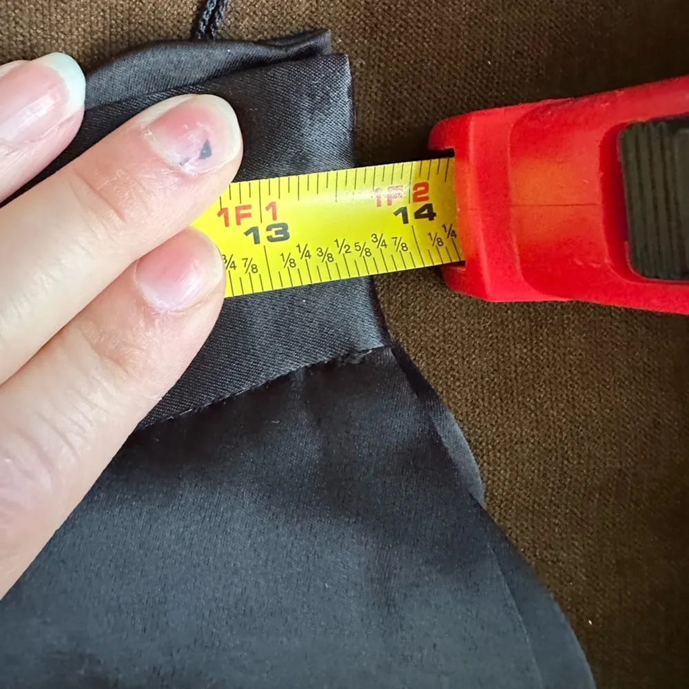 Black No Tag Satin Straight Leg Pleated In Front Elastic Waist Dress Pants Sz 8 - Image 13