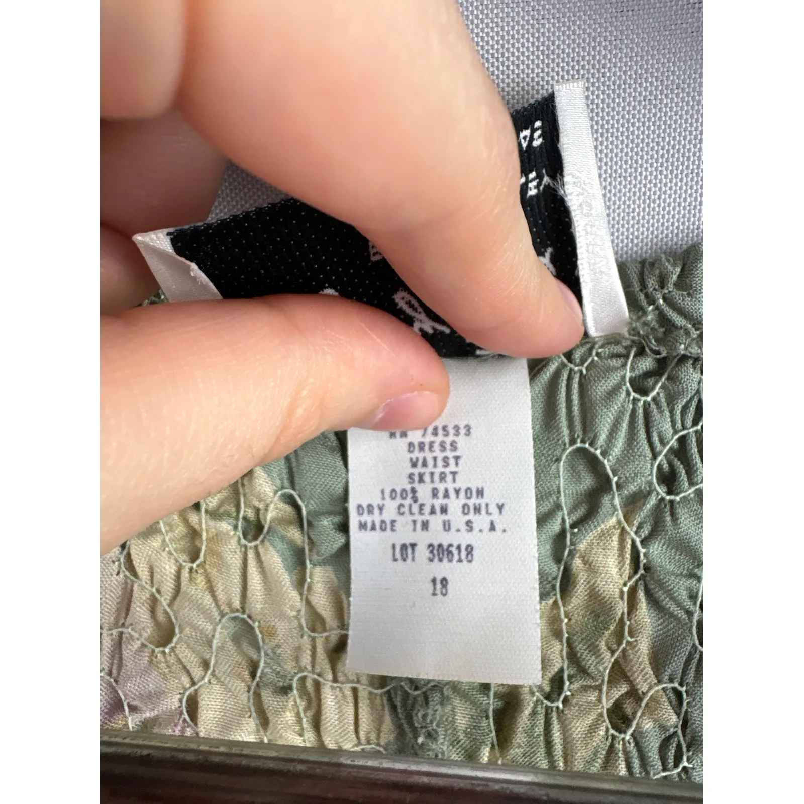 Women’s Jeffrey & Dara Size 18 Green Floral Maxi Dress - Image 5