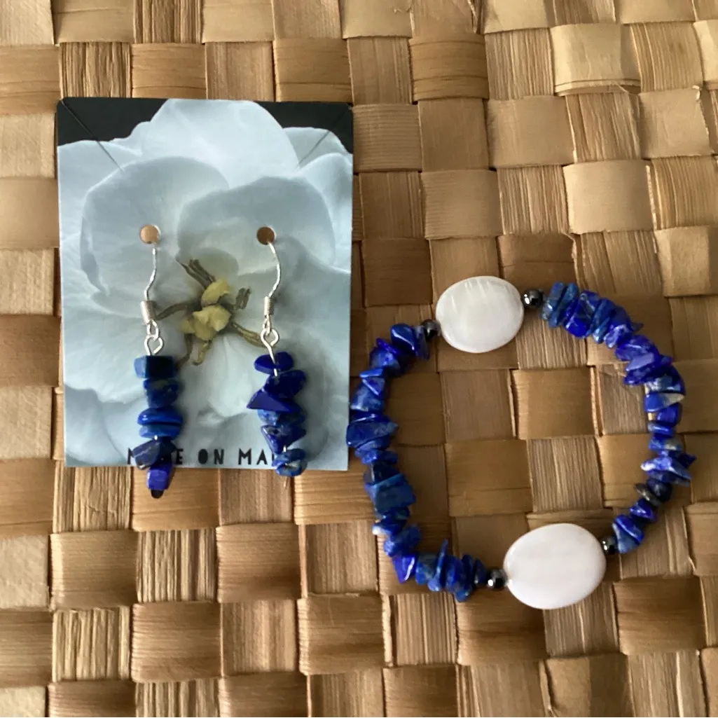 Vintage Lapis Lazuli Bracelet, Mother of Pearl, & Hematite Handmade in Maui - Image 2