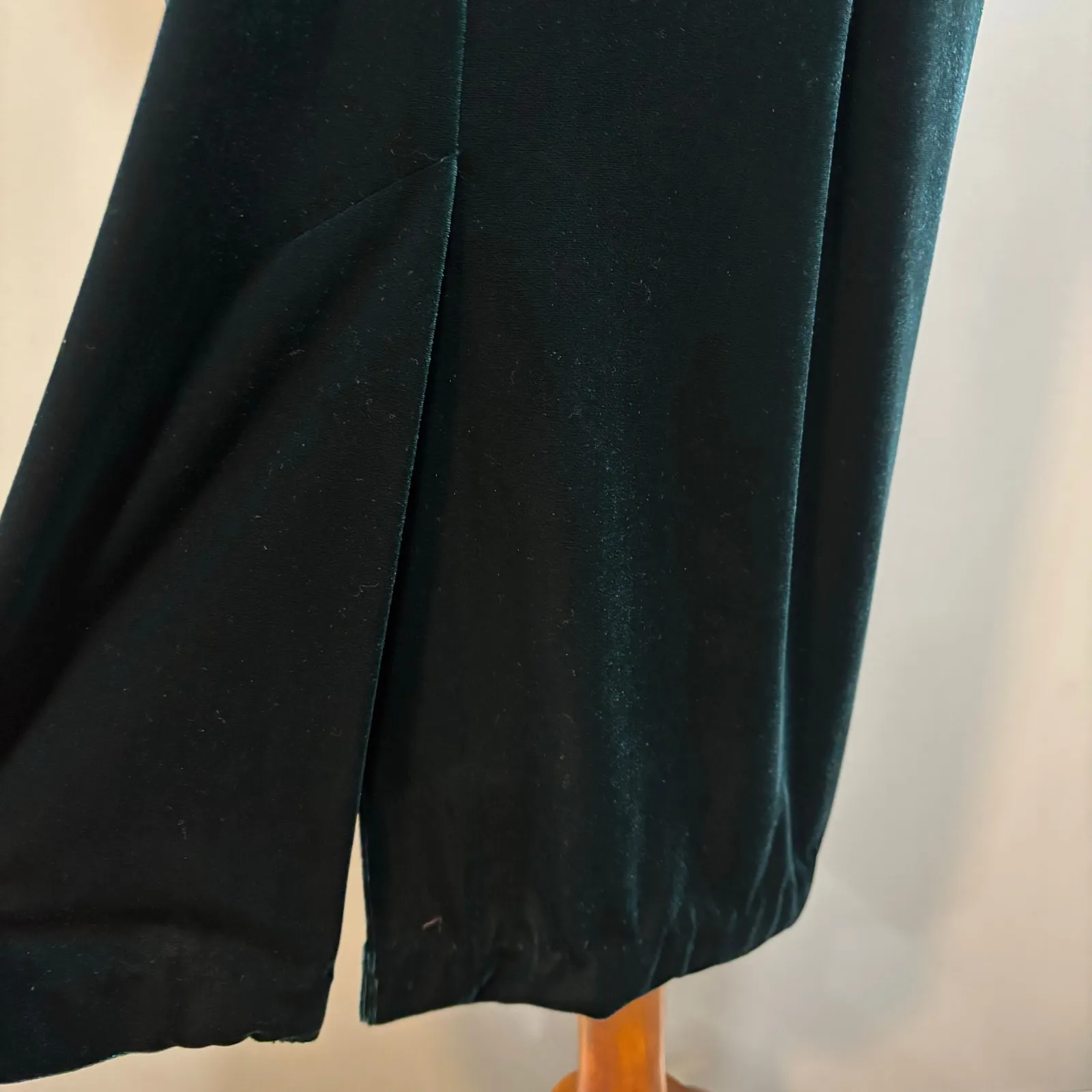 Vintage, retro dark teal emerald Velvet party Dress NYE New Years, size medium - Image 9