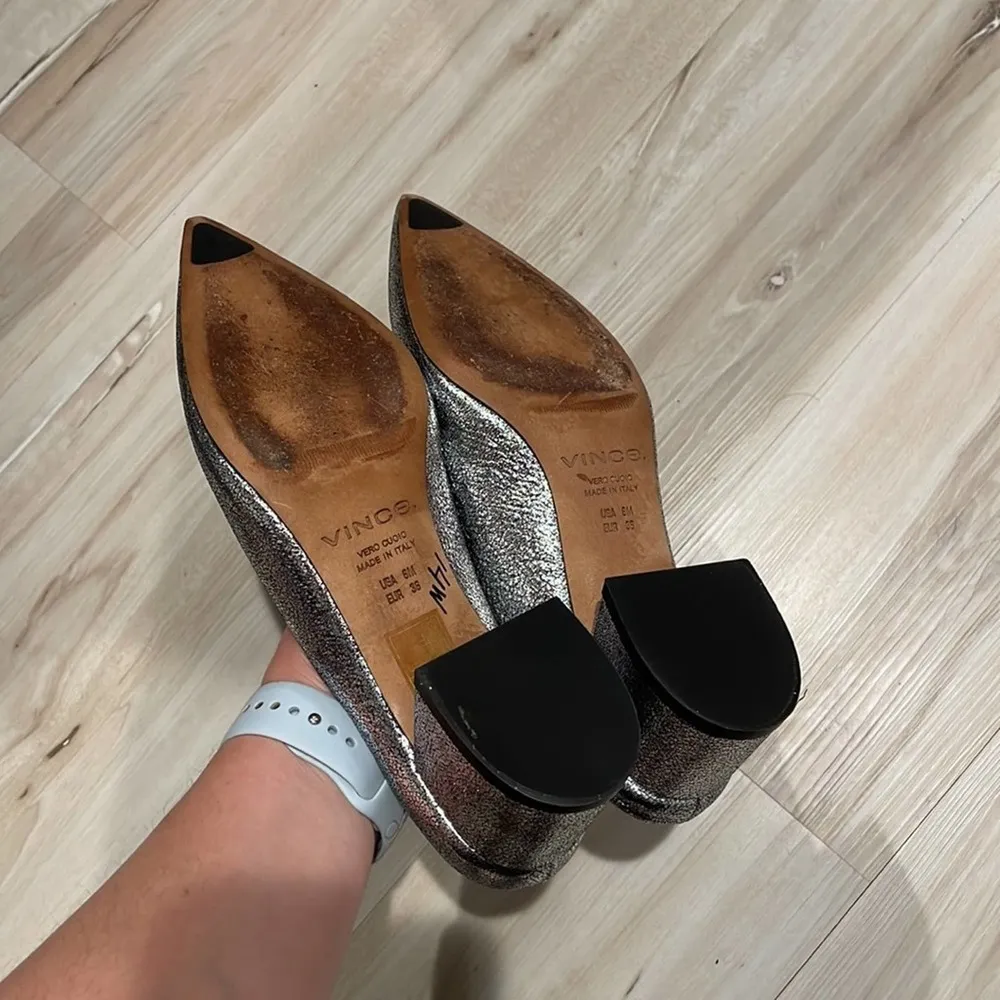 VINCE Ralston Pointy Toe Mule In Silver Metallic leather 6M - Image 11