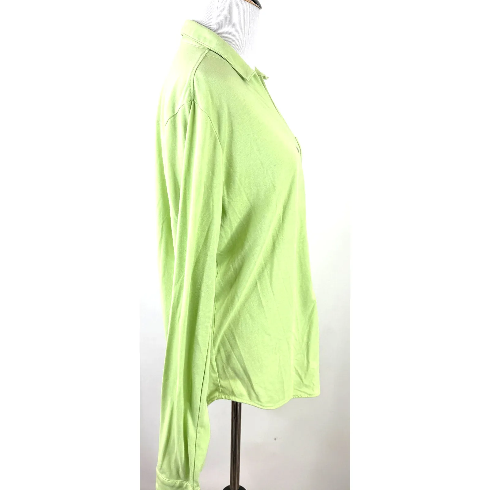 Stio Women's Bright Green Button Up Long Sleeve Shirt Size large - Image 3