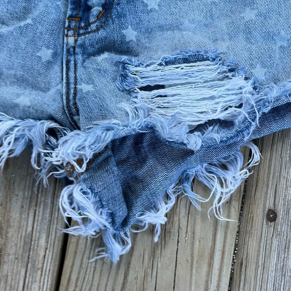 Superdown Kenzie Star Denim Shorts Light Blue Wash Size 24 - Image 9