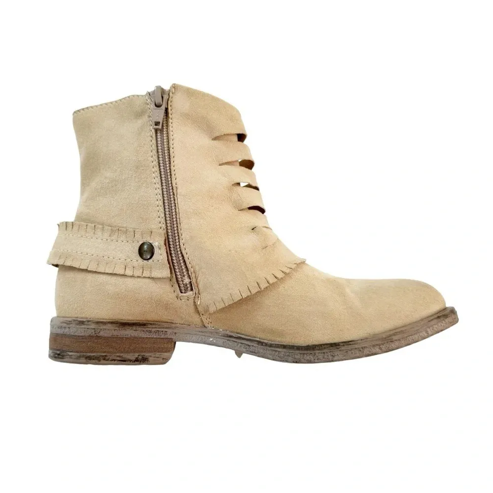 Sundance Suede Western Fringe Ankle Boot Bootie Beige Size 36 - Image 2