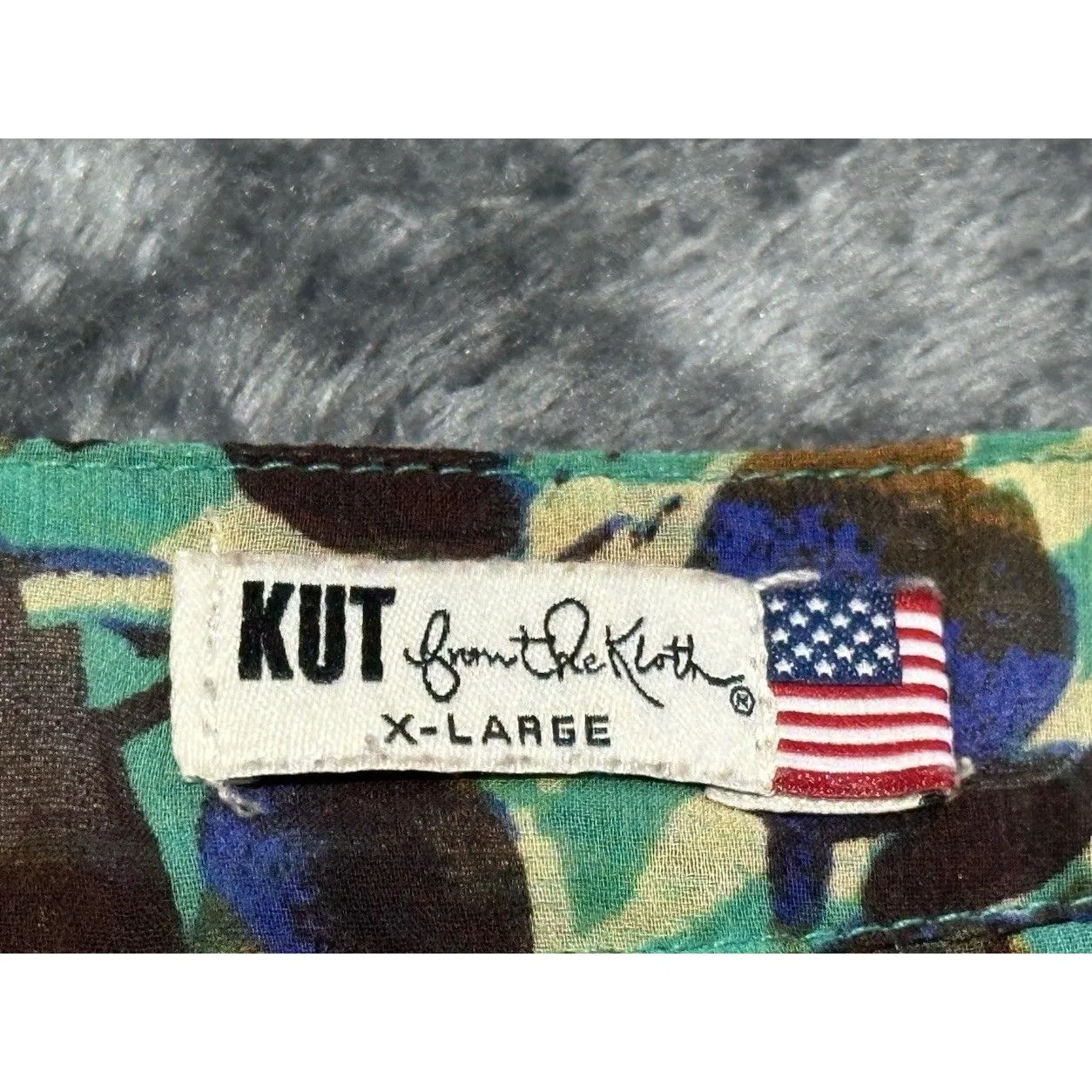 Kut From The Kloth Floral Pattern Button Up Blouse Size XL - Image 9