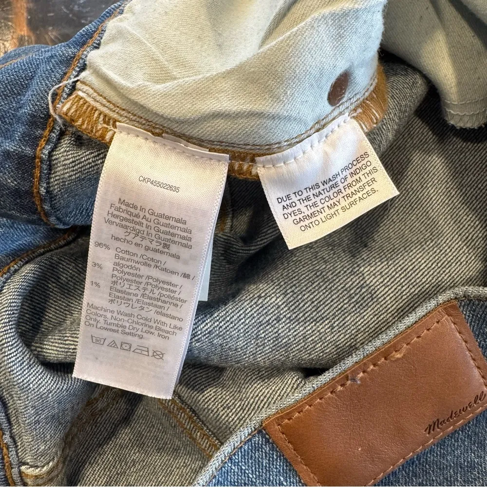 Madewell Comfort Stretch High Rise Perfect Vintage Jean in Maplewood Wash - Image 11