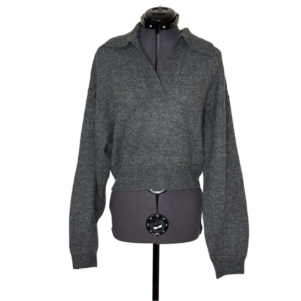 L'Academie × Marianna Azaria Sweater Charcoal V-Neck Sweater size small. - Image 4