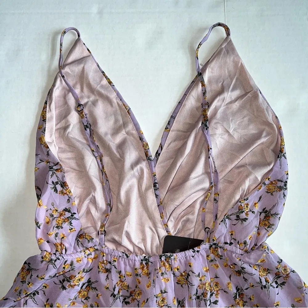 Audrey 3+1  backless floral purple romper size large new - Image 5