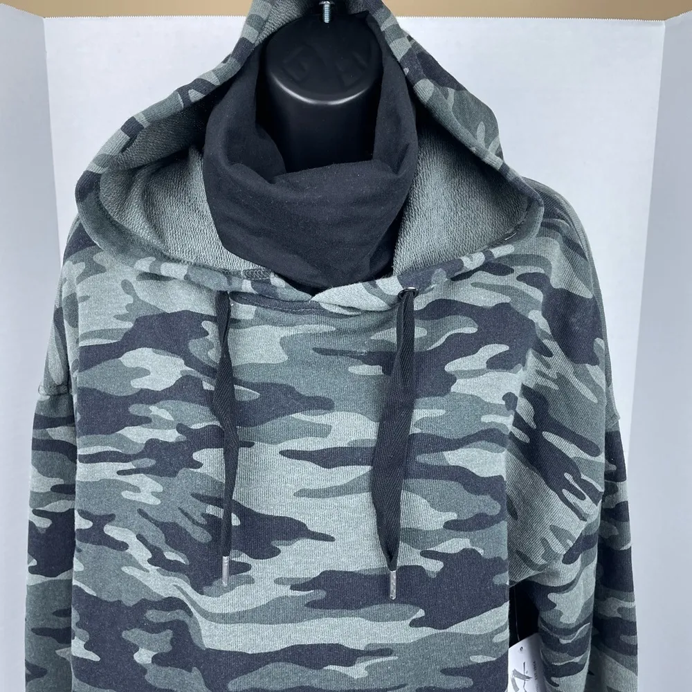 Seven7 Women Forest Camo Masked Hoodie NWT Size XL - Image 4