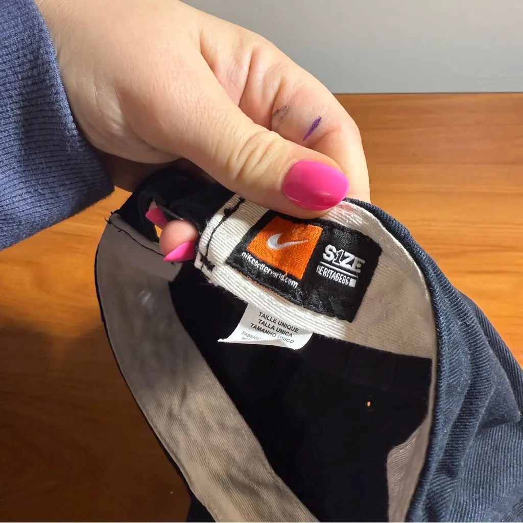 Bundle of 2 Nike Swish Logo Hats Adjustable Back Casual Baseball Cap‎ Hat OSFM - Image 5