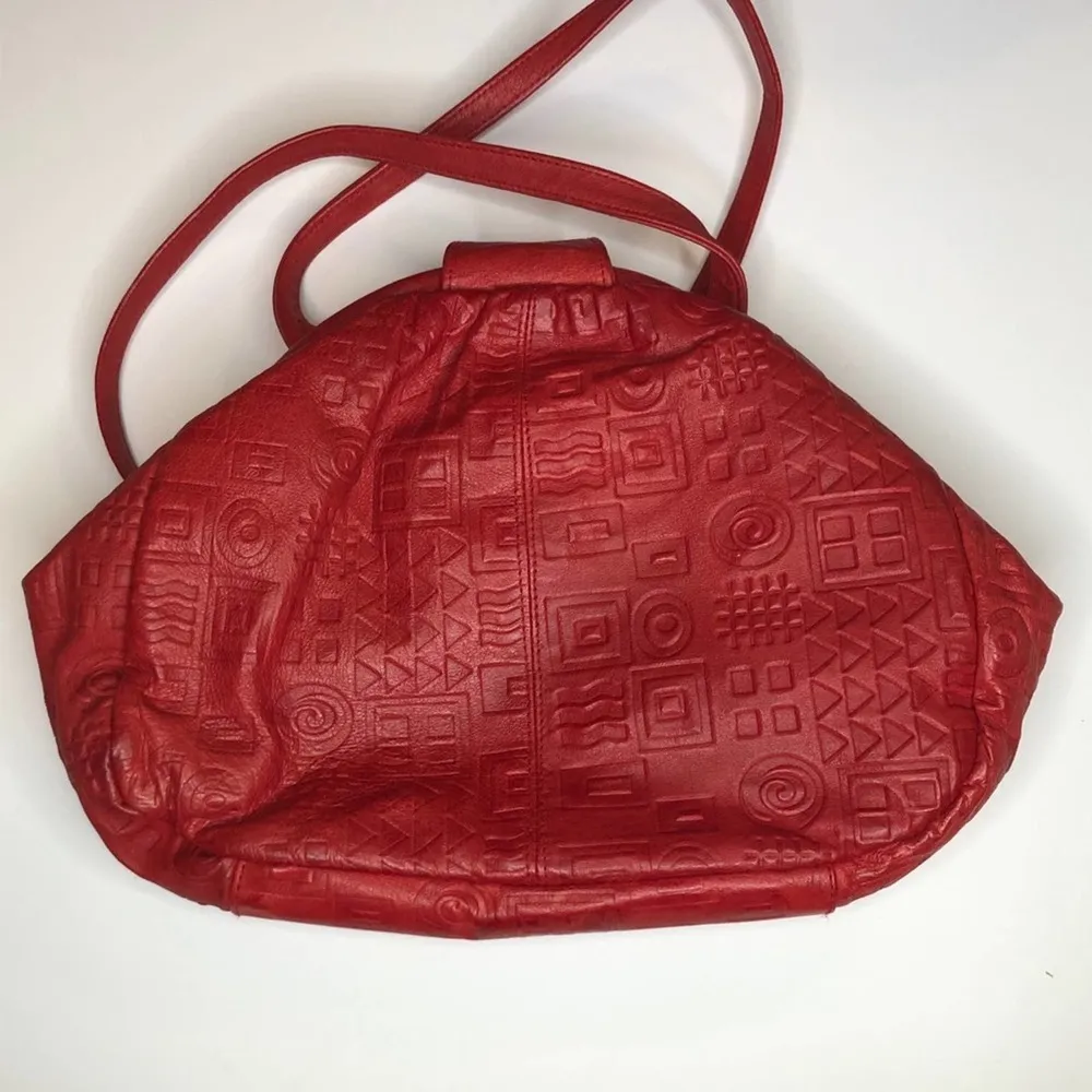 Gallery One Red Triangle Purse - Image 2