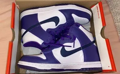 Nike Midnight Navy  Dunk High - Image 2