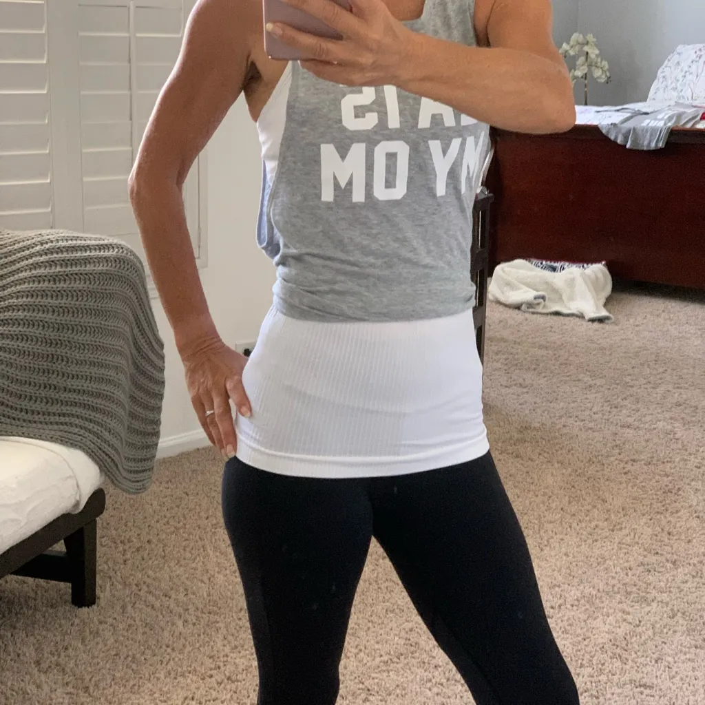 Alo Yoga Alo muscle tank - Image 2