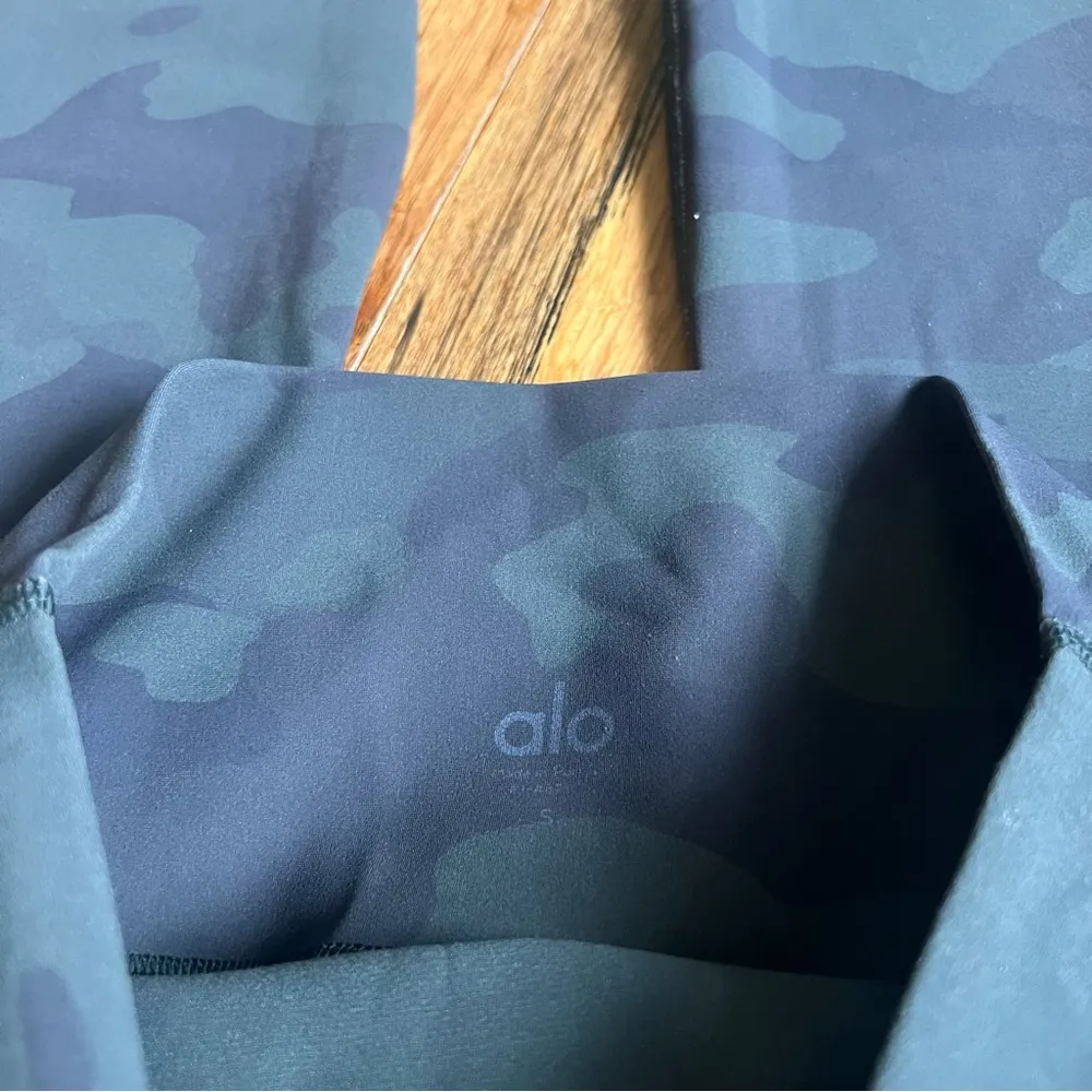 Alo Yoga High-Waist Camo Vapor Legging Hunter Camouflage - Image 3