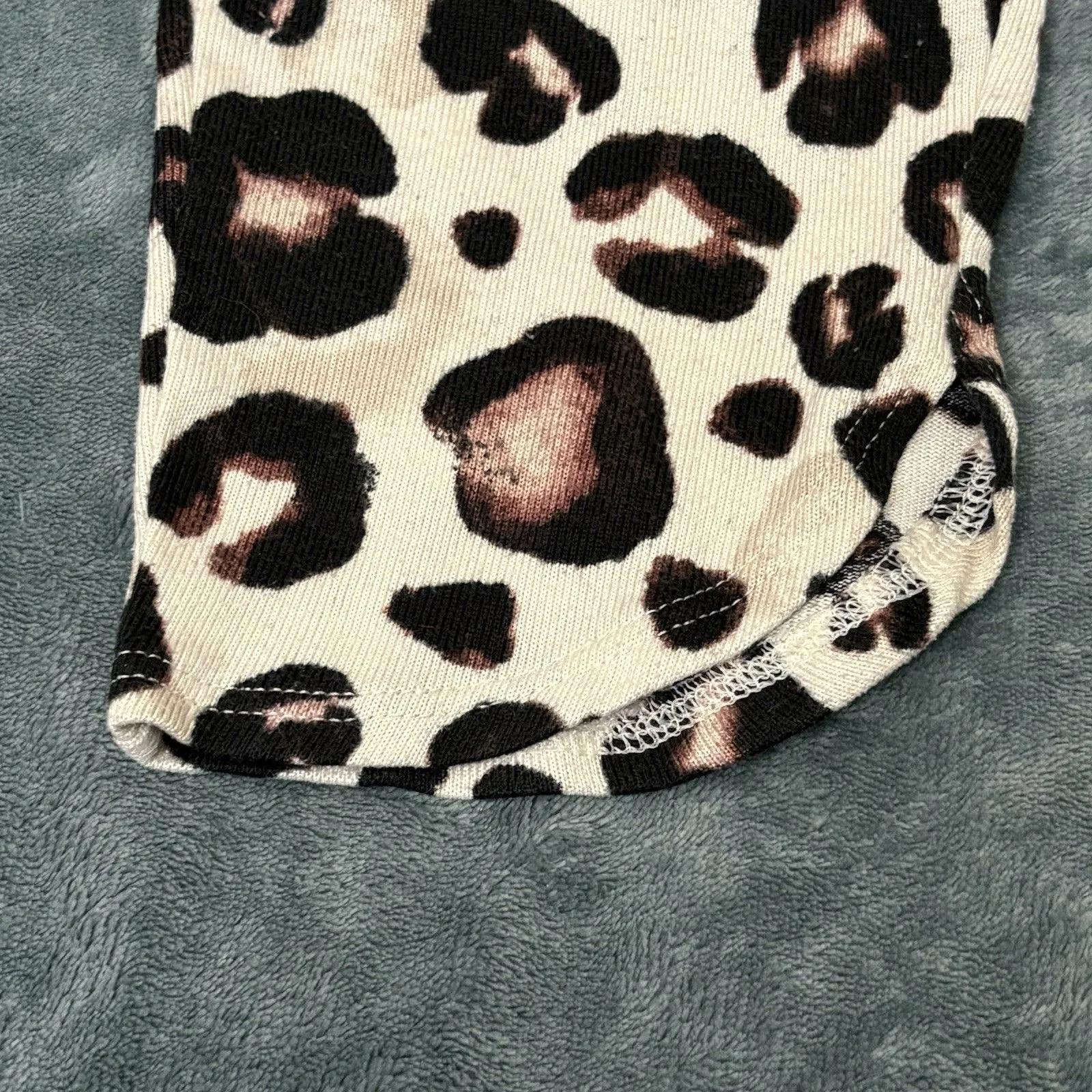 Women’s Leopard Print Pajama Set Size M - Image 8