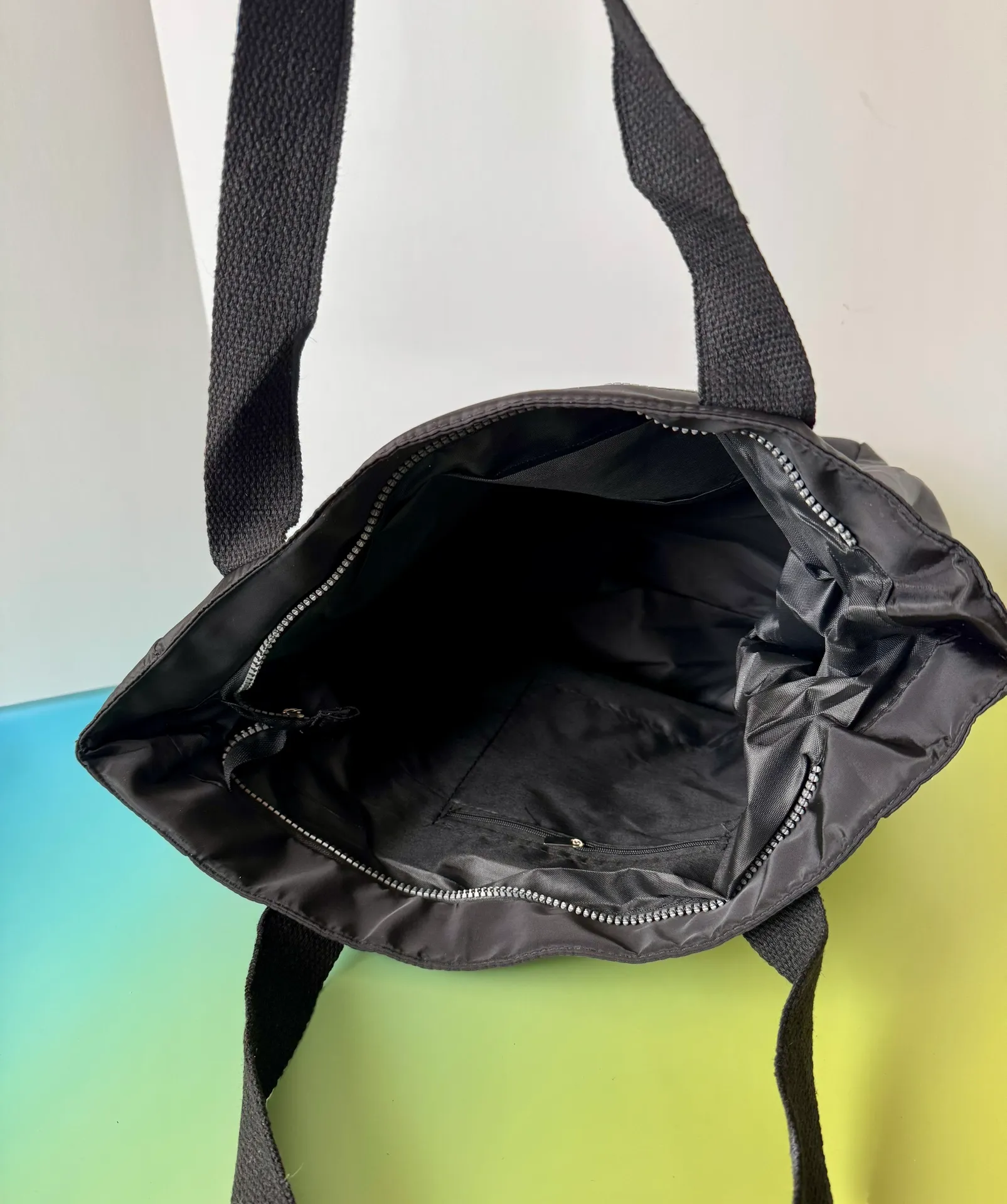 Black Shoulder/Sports Bag - Image 6
