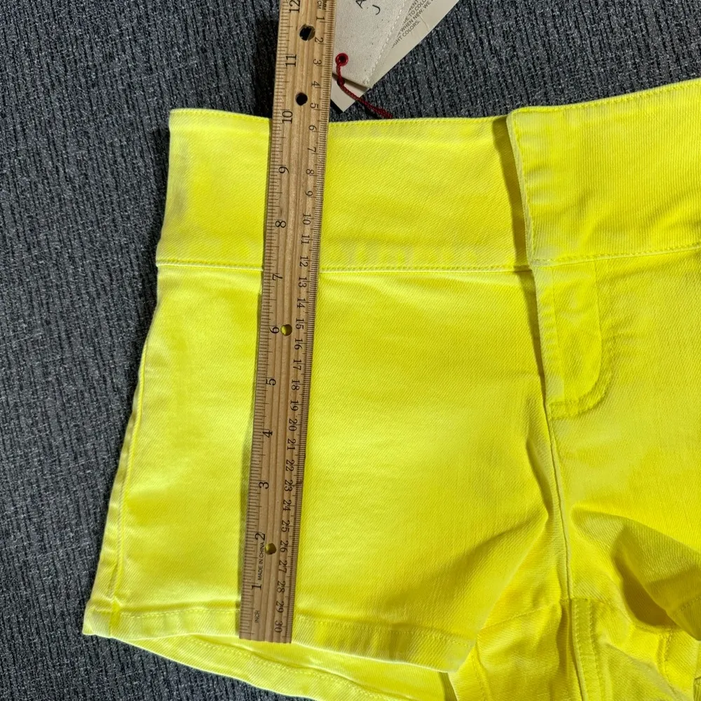 Alice + Olivia - Olivian Denim Shorts - Image 15