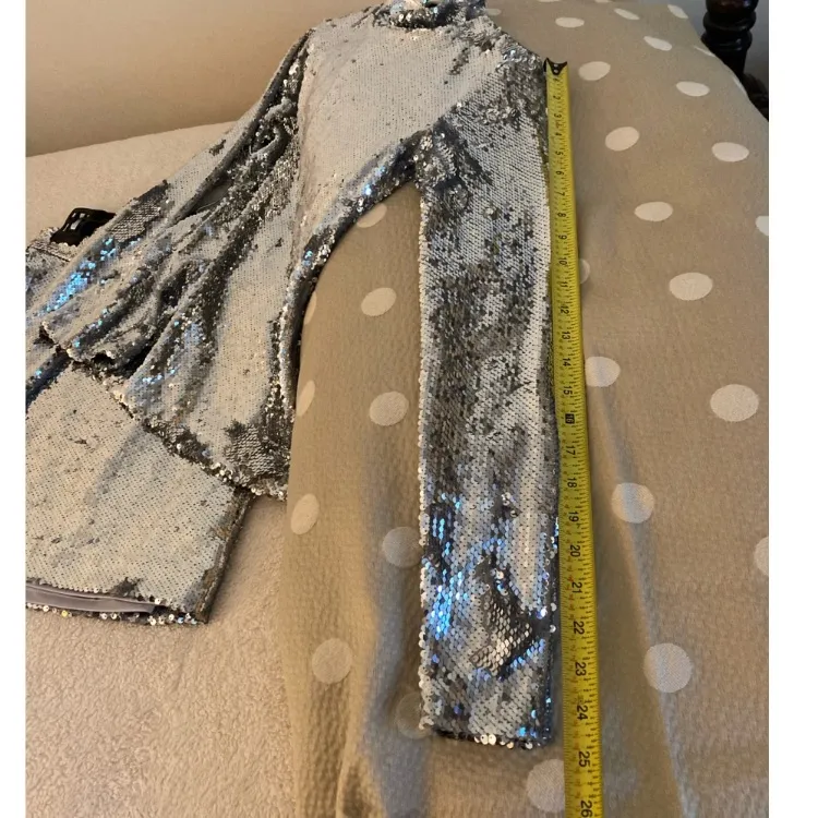Milly Silver Sequin Top & Skirt matching set - Image 5