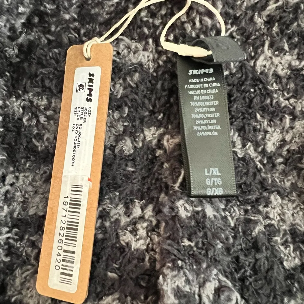 SKIMS Cozy Jogger Oxyx Houndstooth L/XL New With Tags Soft Lounge Pants - Image 4