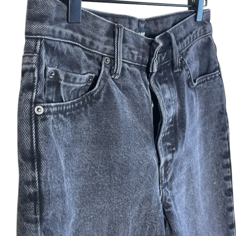 GRLFRND Women’s Sz 27 Karolina Cut Off Jean Shorts Black Wash - Image 2