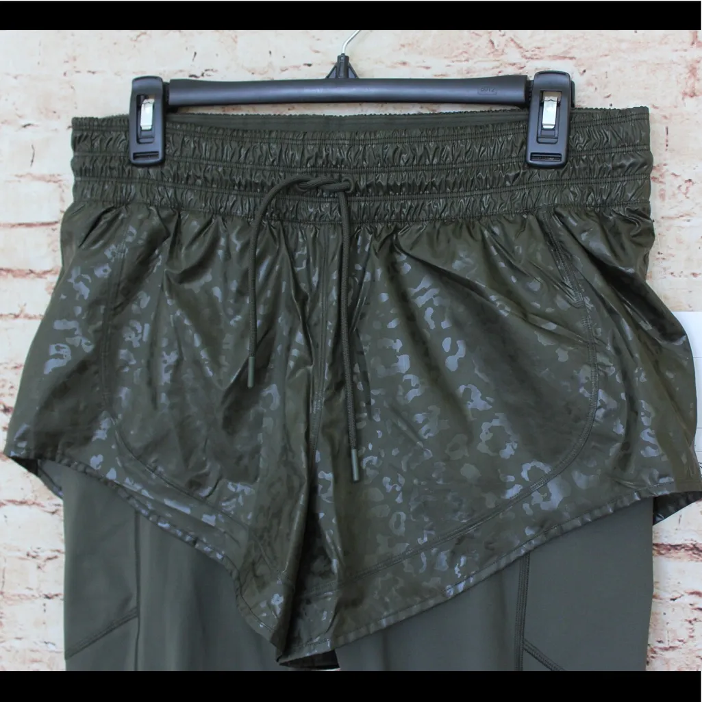 Athleta | Rainier 2 in 1 Tights in Ancient Forest - Image 10