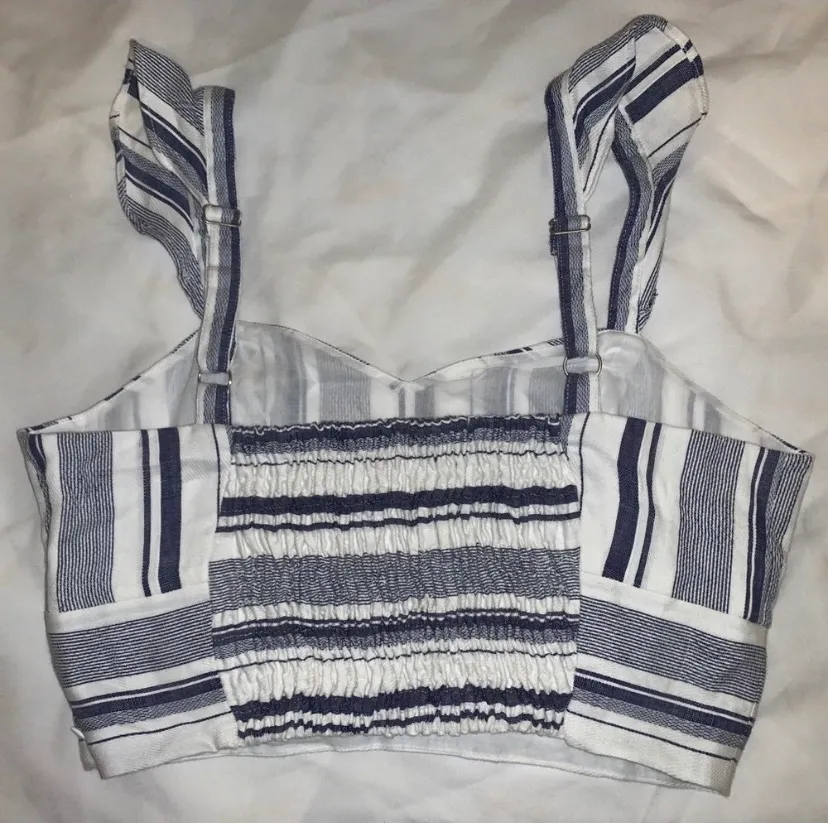 Parker Crop Top - Image 2