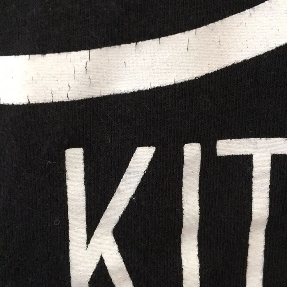 Sanrio FINAL MARKDOWN Juniors’ Hello Kitty Racerback sleep Top (M) - Image 4