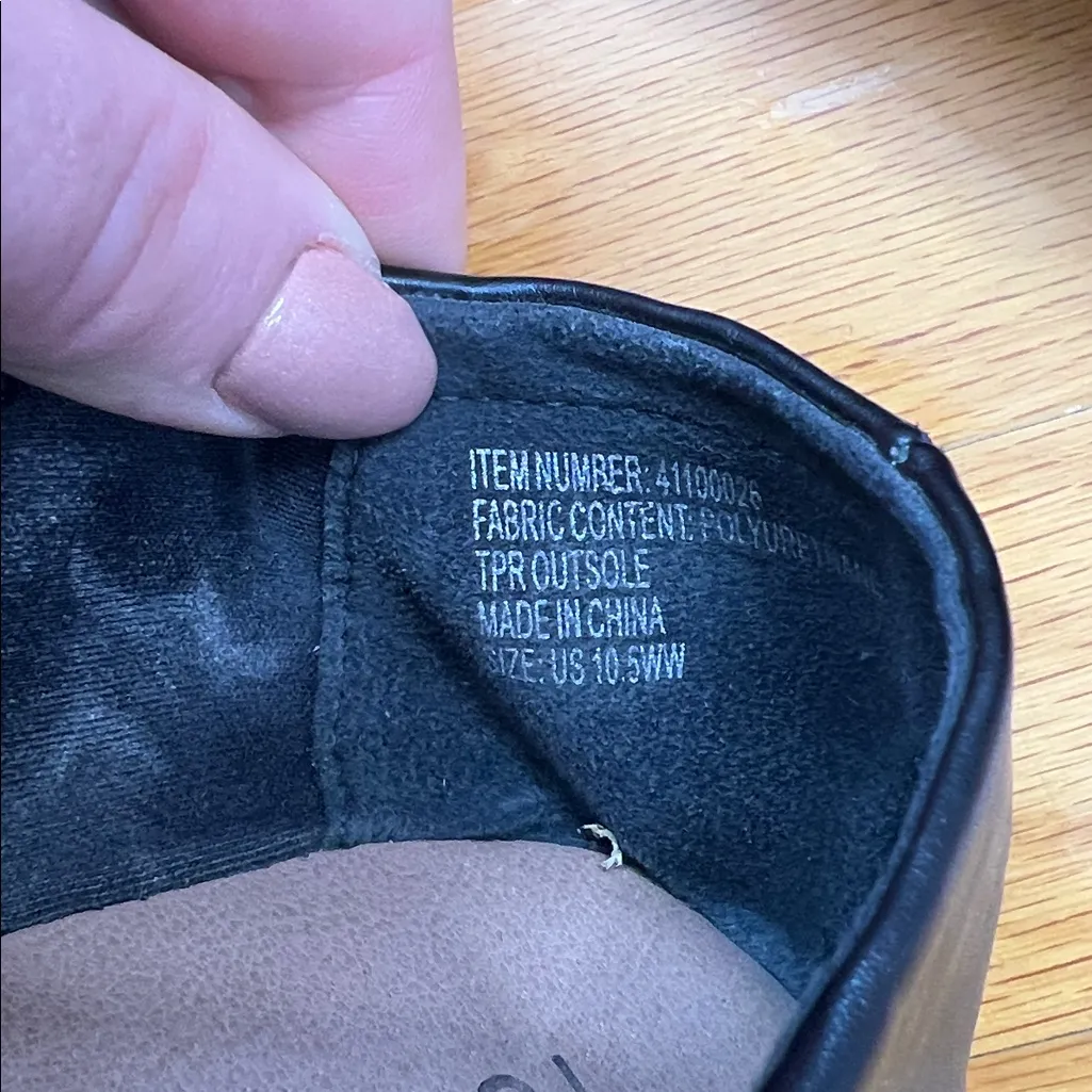 Torrid 10.5WW Black Ballet Slip On Flats - Image 6