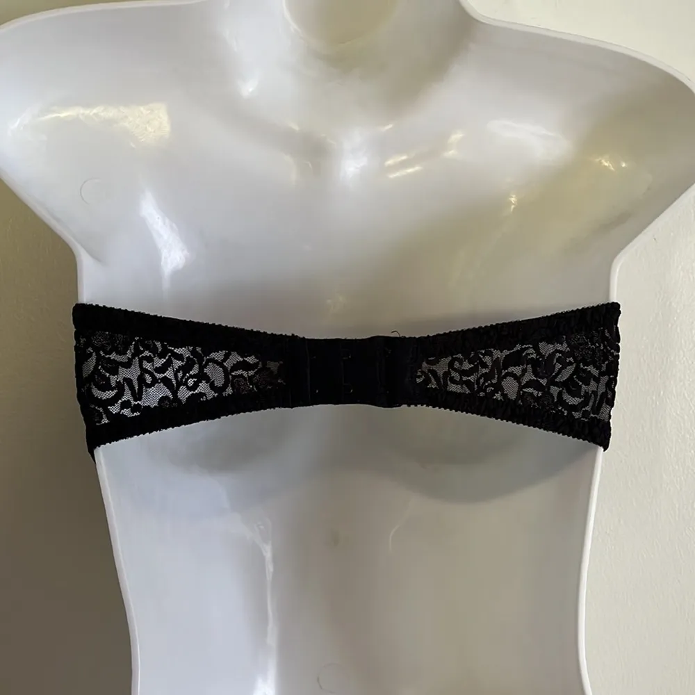 Victoria’s Secret Lace padded strapless bra - Image 2