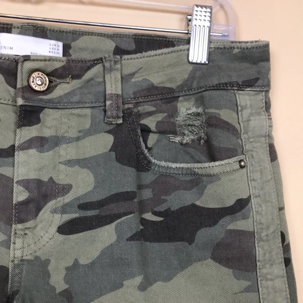 Zara Women’s Camouflage Military Inspired Distressed Raw Hem Ankle Denim Jeans - Image 5