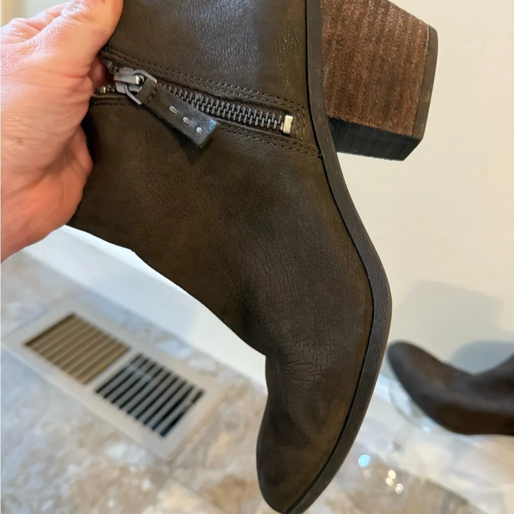 Frye | Judith Brown Leather Ankle Boots - Image 8