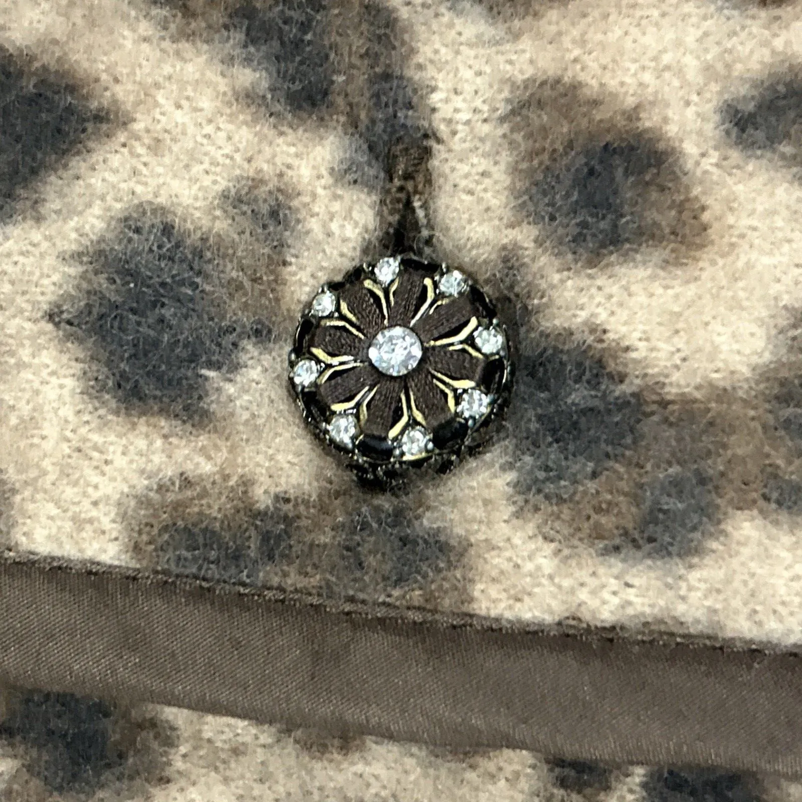 Talbots Merino Wool Blazer Jacket Womens Large Rhinestone Buttons Animal Print - Image 5