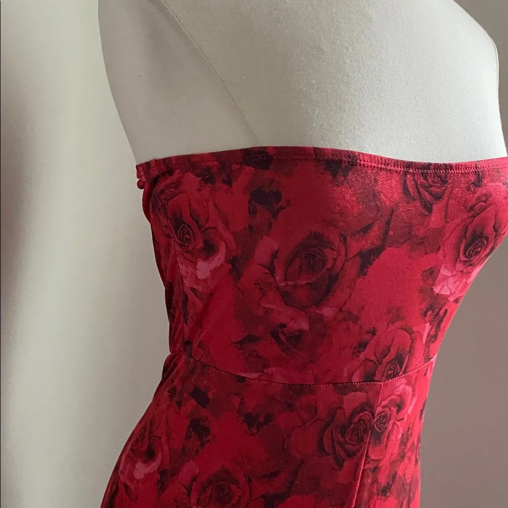 SHEIN Red Floral Jumpsuit Womens Sz Large Strapless Peplum Ankle - Image 2